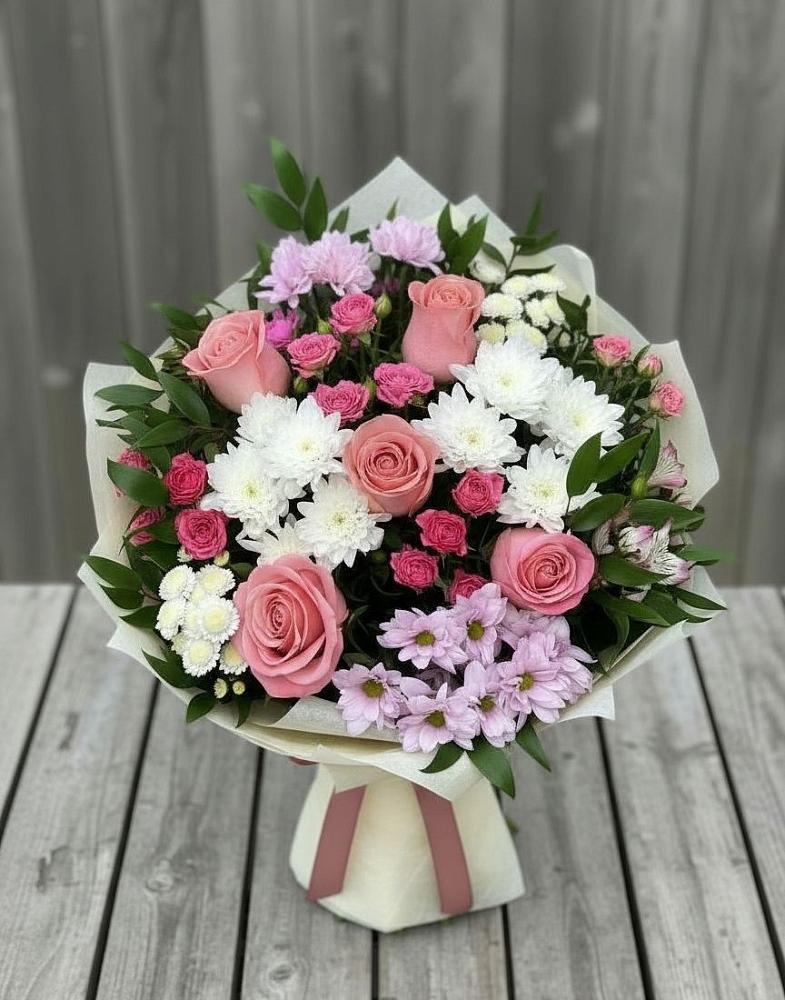 Букет цветов из: Альстромерии, Гвоздики, Розы и Хризантемы в Обливской