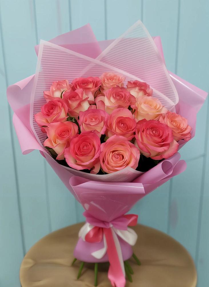 Букет 15 Розовых роз Равель в Обливской