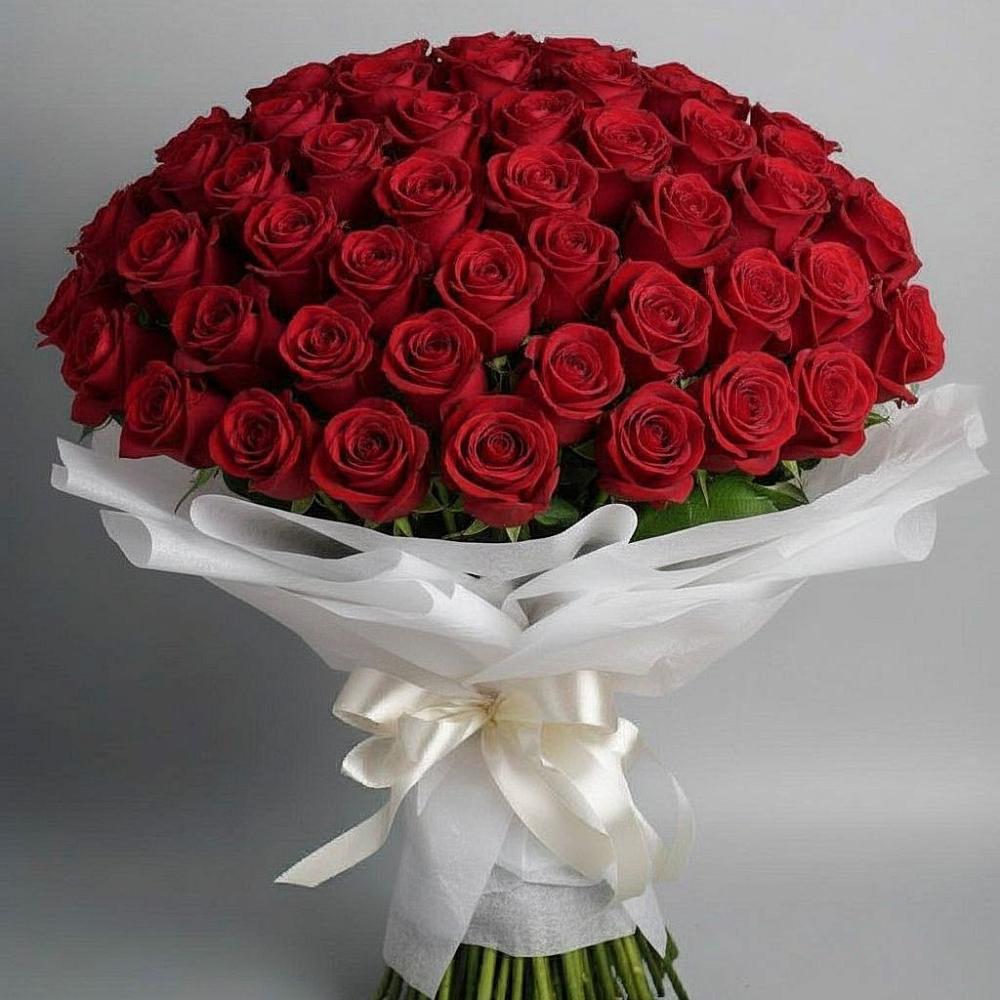 Букет 101 Красная роза Блэк Мэджик в Обливской