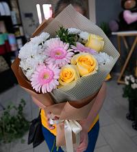Букет цветов из:  Герберы, Розы и Хризантемы в Обливской