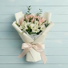 Букет цветов из:  Альстромерии #REPLACE_PRED# Обливской