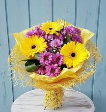 Букет цветов из:  Хризантемы и Герберы #REPLACE_PRED# Обливской