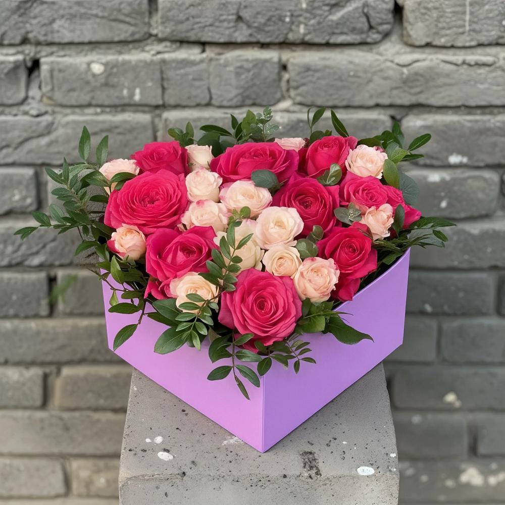 Цветочная композиция из Розы в коробке в Обливской