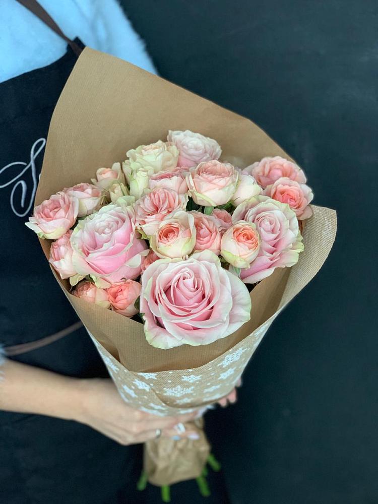 Букет цветов из: Хризантемы и Розы в Обливской