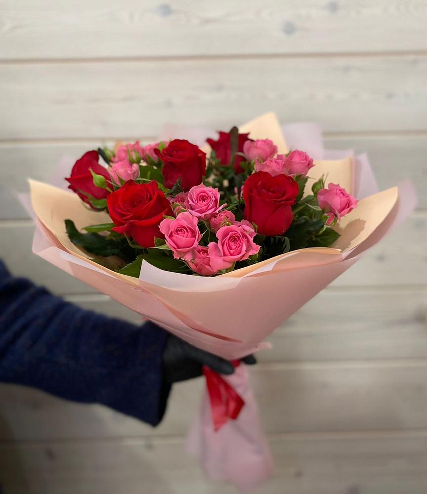 Букет цветов из: Розы в Обливской