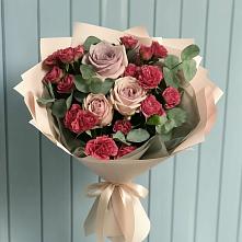 Букет цветов из:  Гвоздики и Розы в Обливской