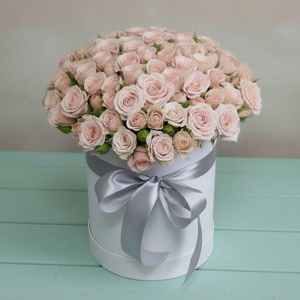 Цветочная композиция из Розы в шляпной коробке в Обливской